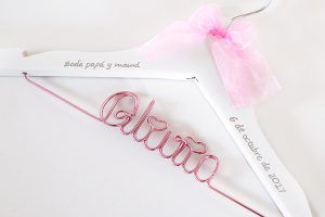 Perchas personalizadas infantiles